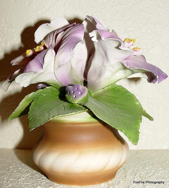 ANTIQUE CAPODIMONTE FLOWER antique appraisal InstAppraisal
